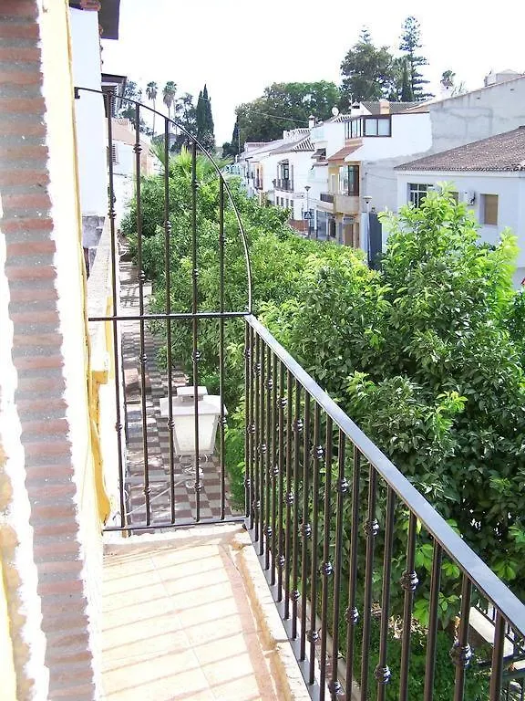 Guest house Hostal Adrian Pizarra