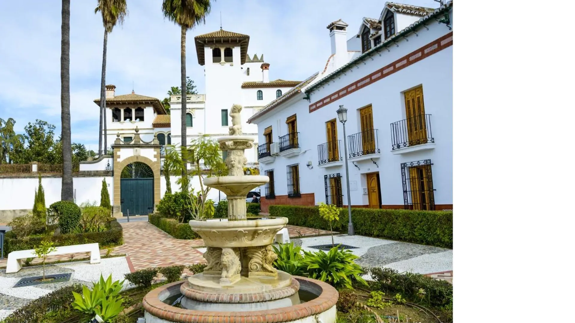 Hostal Adrian Pizarra Spain