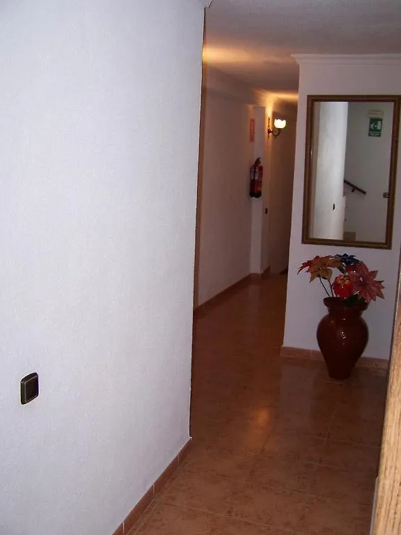 Hostal Adrian Pizarra 0*,  Spain